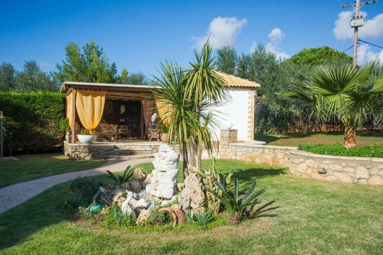 Cozy Flats In An Olive Grove By The Sandy Beach Kánalos Eksteriør billede